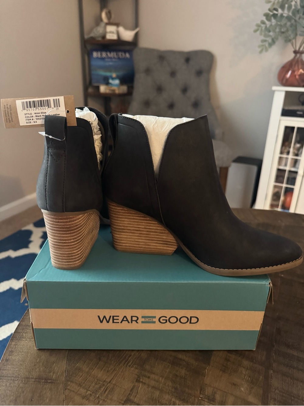 Tom’s Black and Tan Women's Stacked Heel Ankle Boots